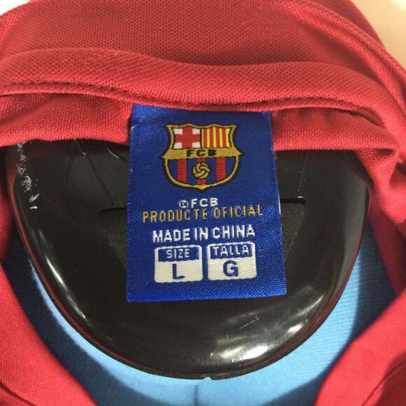 UEFA FC Barcelona - Official Merchandise - Men's Size Large -Red Team Logo Shirt - Picture 7 of 7